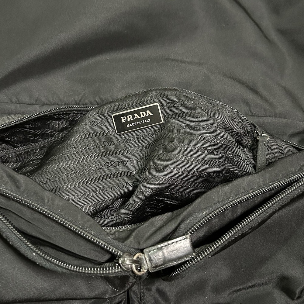 Prada vela black nylon messenger bag purse crossbody designer luxury Read - Picture 16 of 16